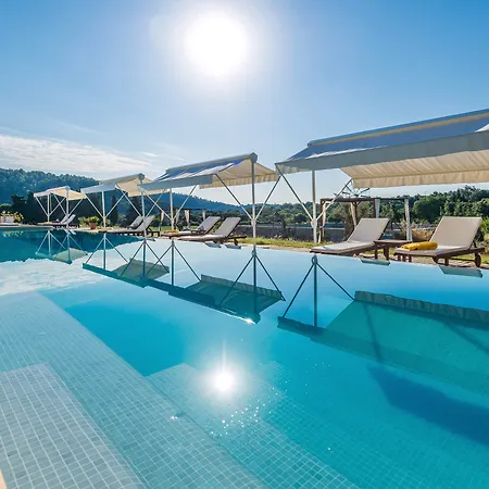 Monnaber Nou & Hotel 4*